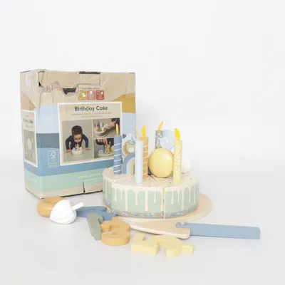 Jouet d'éveil (Birthday Cake) de Little Dutch