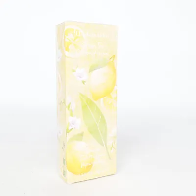 Eau de Toilette (Green Tea Citron Freesia) van Elizabeth Arden
