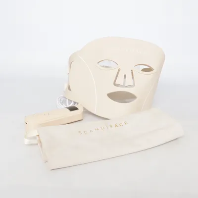 LED mask (Skinboosting Led Mask) from Scandic