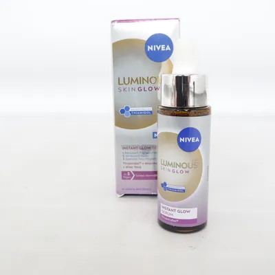Serum (Luminous 630 Skin Glow) from Nivea