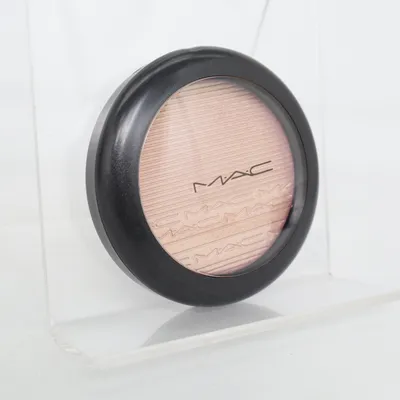 Blush (Beaming Blush Extra Dimension Skinfinish) van MAC