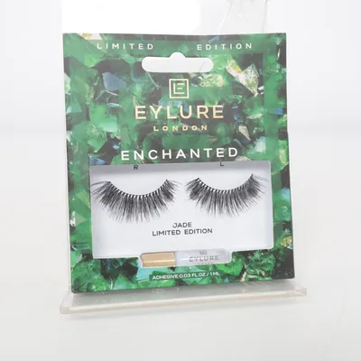 False lashes (Enchanted Jade) from Eylure