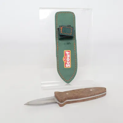 Kniv (Brun, Grön) från Scout