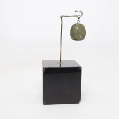 Hanger Onbekend materiaal
