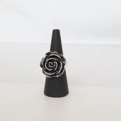 Ring (Svart, Silverfärgad) Okänd metall