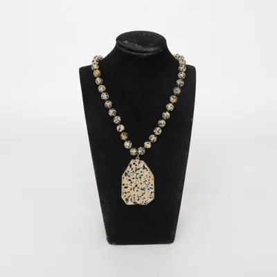 Necklace (Beige, Black, Multicolored) from Lo-ika Unknown metal