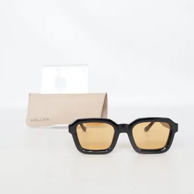 Solglasögon (Svart) från Meller