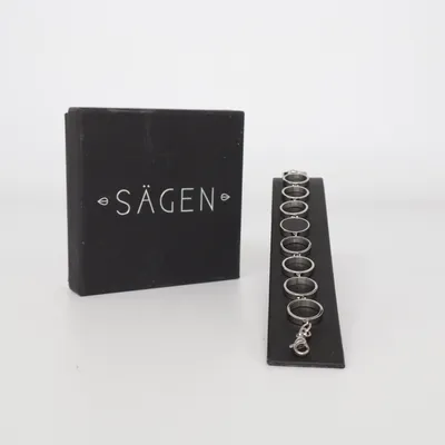 Bracelet (Argent, Noir) de Sägen Métal inconnu