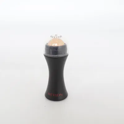 Face massage tool (Black) from Revlon