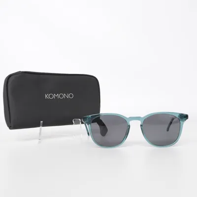 Solglasögon (Blå) från Komono