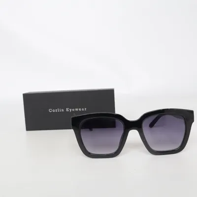 Solglasögon (Svart) från Corlin Eyewear