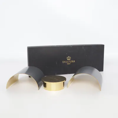 Ljuslykta (Svart, Guldfärgad) från Skultuna