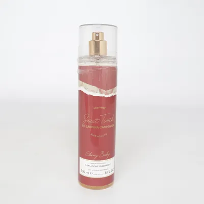 Body mist (Cherry Baby) fra Sabrina Carpenter