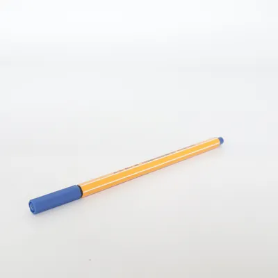 Stylo (point 88) de Stabilo