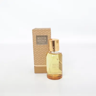 Eau de Toilette (Mesmerising Oudt Accord & Gold) från Molton Brown