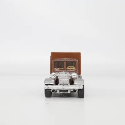 Voiture modèle réduit (Marron, Argent) de Welly
