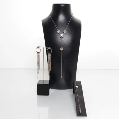 Smyckesset (Guldfärgad) Okänd metall