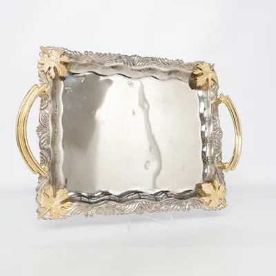 Plateau (Argent, Or)