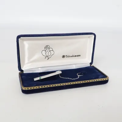 Slipsnål (Silverfärgad) från Takashimaya Okänd metall