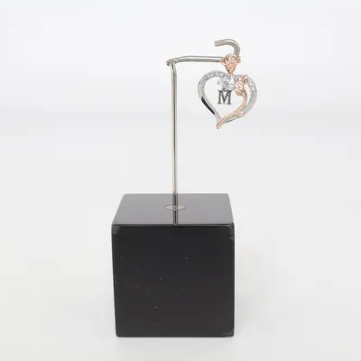 Pendant (Silver, Gold) Unknown metal