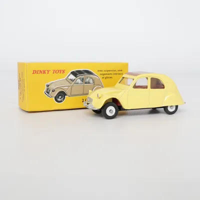 Modellbil (2 Cv "Citroen" Modèle 61) från Dinky Toys