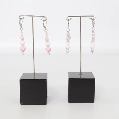 Boucles d'oreilles (Rose, Multicolore) Métal inconnu