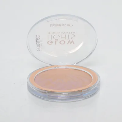 Highlighter (Glow Lights 010 Rosy Nude) från Catrice Cosmetics