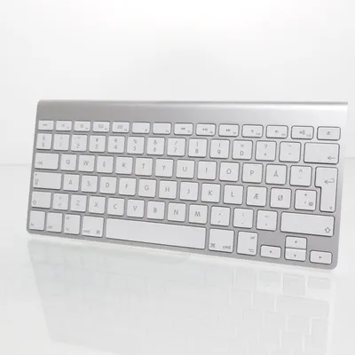 Tangentbord (A1314) från Apple