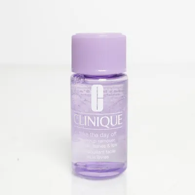 Make-up remover (Take The Day Off Makeup Remover For Lids, Lashes & Lips) van Clinique