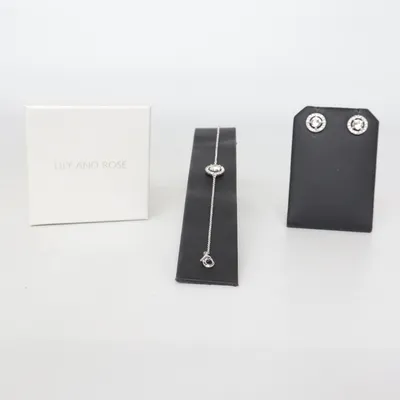 Schmuckset (Silber) von Lily and Rose Unbekanntes Metall