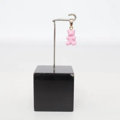 Hänge (Rosa) från Carolina Herrera Okänd metall