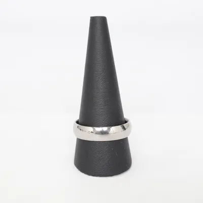 Ring (Silverfärgad) från Edblad Okänd metall