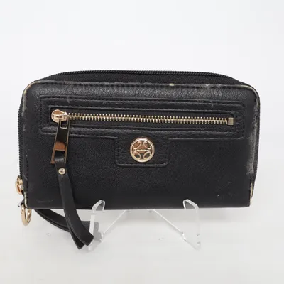 Wallet (Black) from Ulrika