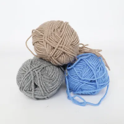 Yarn (Holly) from Holly