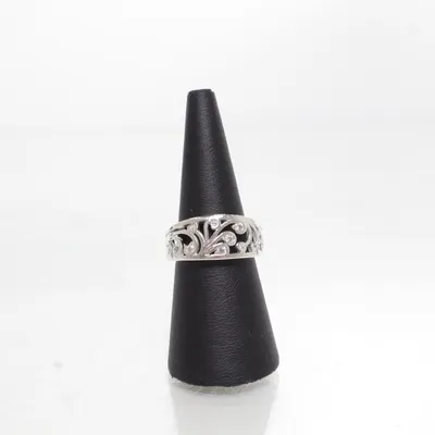 Ring (Silverfärgad) Okänd metall