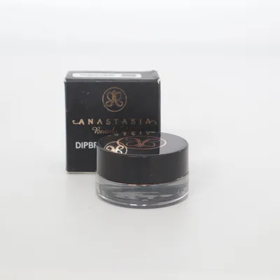 Ögonbrynsgel från Anastasia Beverly Hills