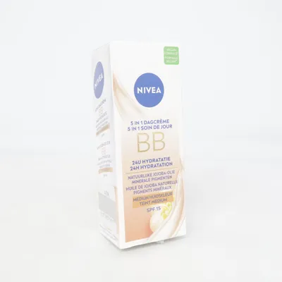 BB-cream (5 In 1 Dagcrème Bb) from Nivea