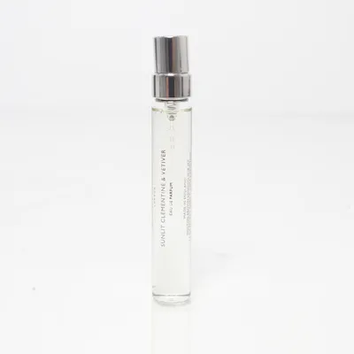 Eau de Parfum (Sunlit Clementine & Vetiver) från Molton Brown