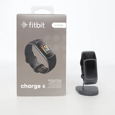 Aktivitetsarmband (Charge 5) från FitBit