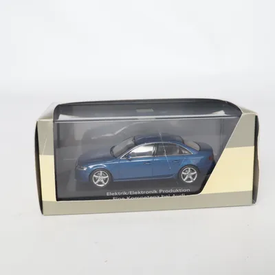 Voiture modèle réduit (A4) de Audi