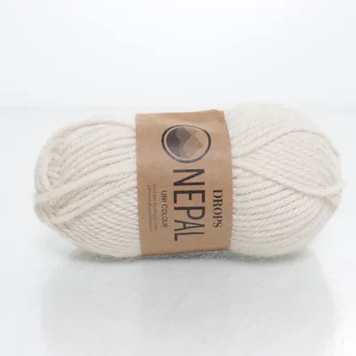 Garn (Vit) från Drops Alpackaull