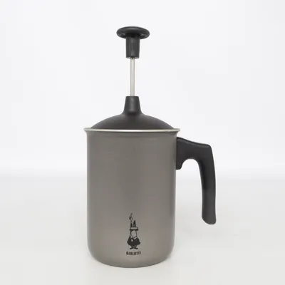 Mjölkskummare (Grå) från Bialetti