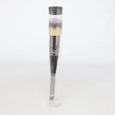 Pinceau de maquillage (Noir, Argent) de It Cosmetics