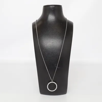 Halsband (Silverfärgad) Okänd metall