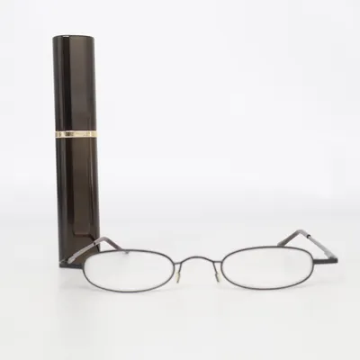 Glasögon (+2 styrka)