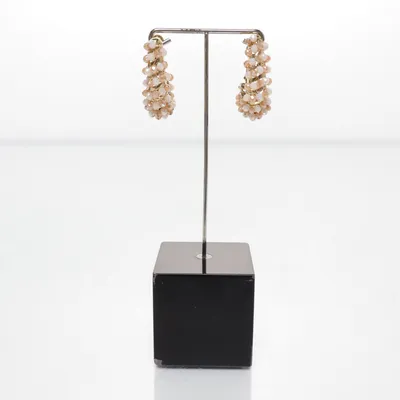 Örhängen (Beige, Guldfärgad, Vit) från Winston & Elle Okänd metall