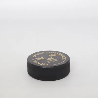 Hockey puck (Matchpuck) from Svenska Turistföreningen