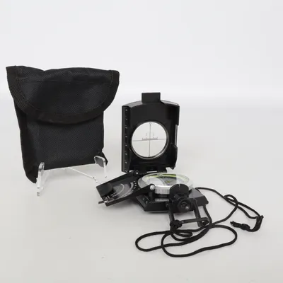 Kompass (Svart) från Proster