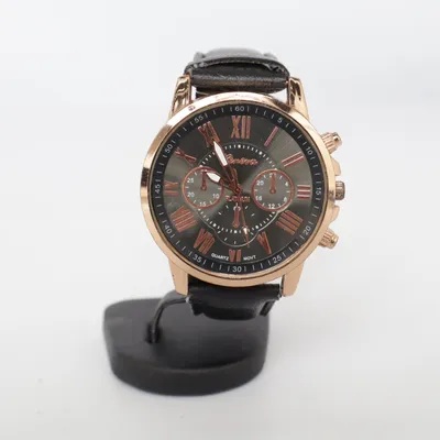 Armbandsur (Svart, Guldfärgad) från Geneva