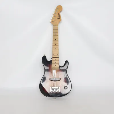 Guitar (Sort, Brun, Flerfarvet) fra Falcon